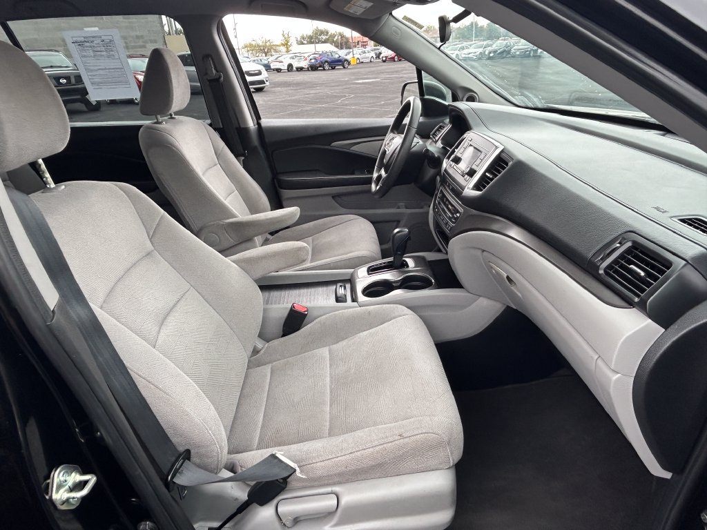 Used 2020 Honda Pilot LX image 33