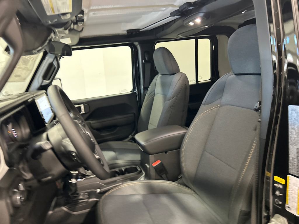 New 2026 Jeep Gladiator Sport image 15