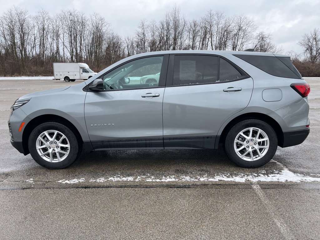 Certified 2023 Chevrolet Equinox LS w/ LS Convenience Package image 6