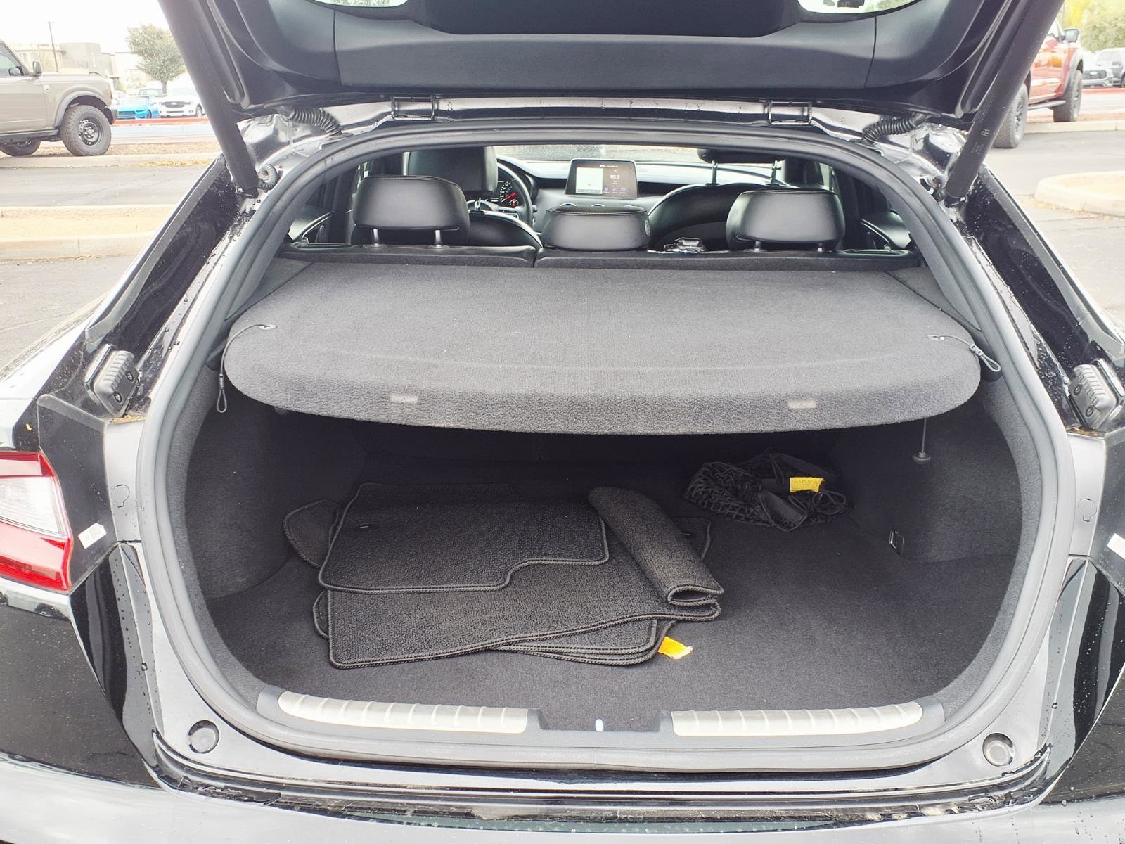 Used 2019 Kia Stinger GT2 image 16