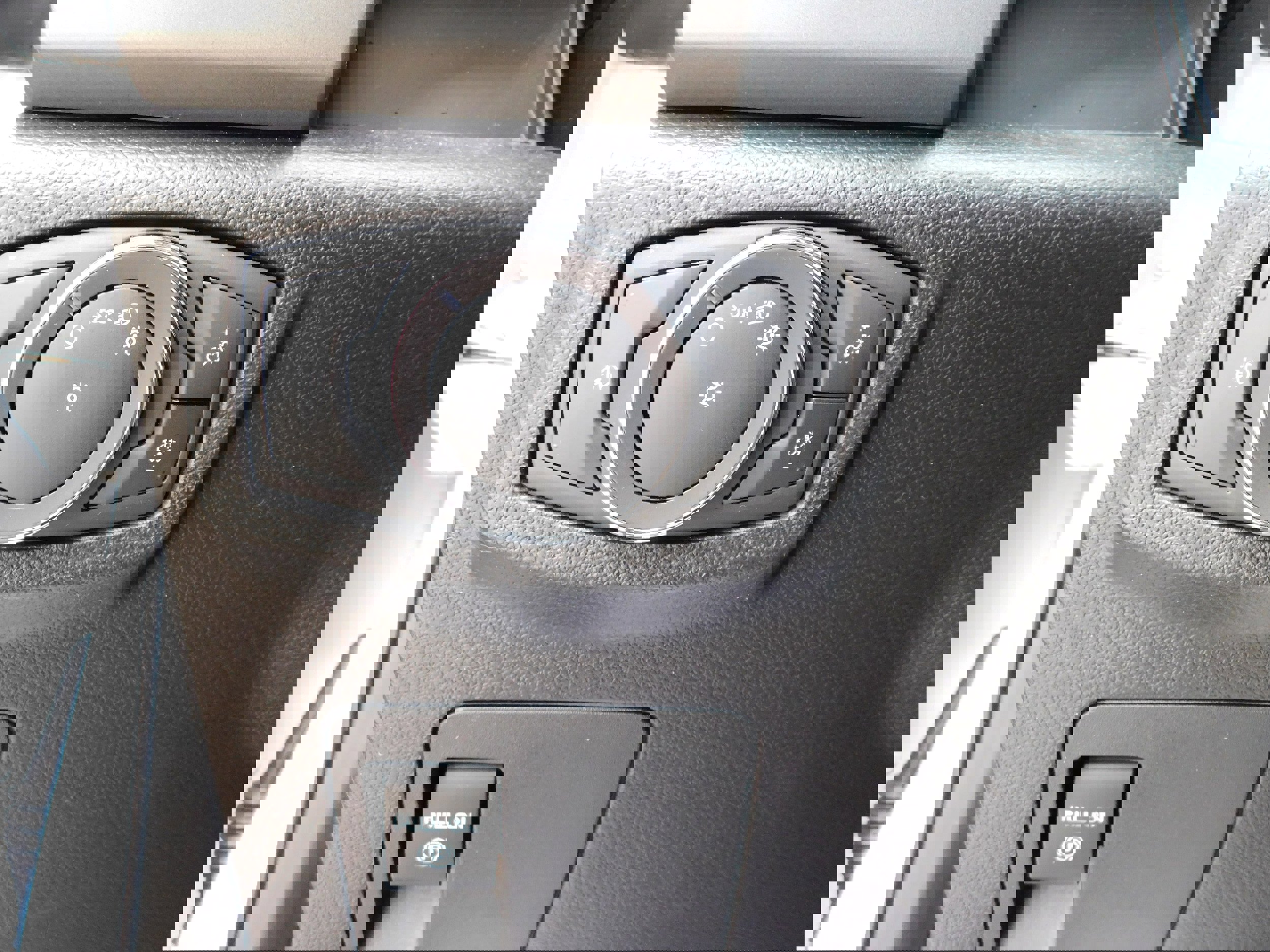 Used 2019 Ford Expedition XLT w/ Equipment Group 201A image 15