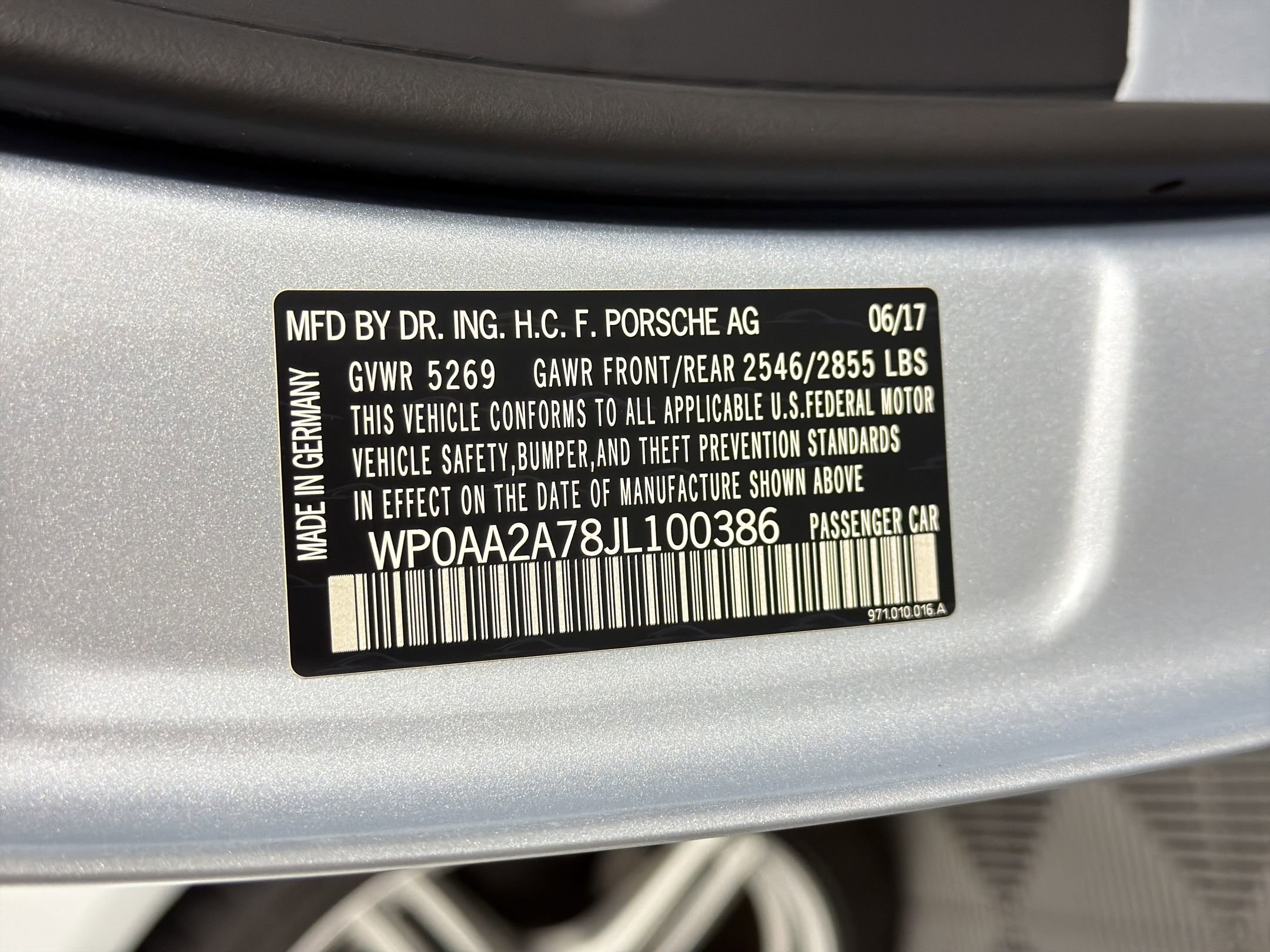 Certified 2018 Porsche Panamera image 21