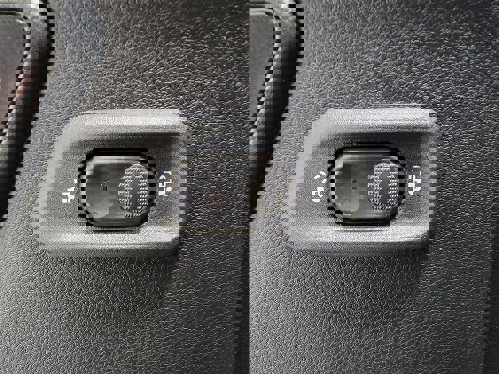 Used 2017 Jeep Wrangler Unlimited Rubicon image 26