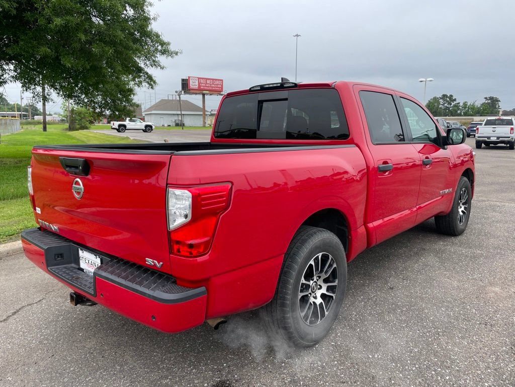 Used 2022 Nissan Titan SV RWD image 7