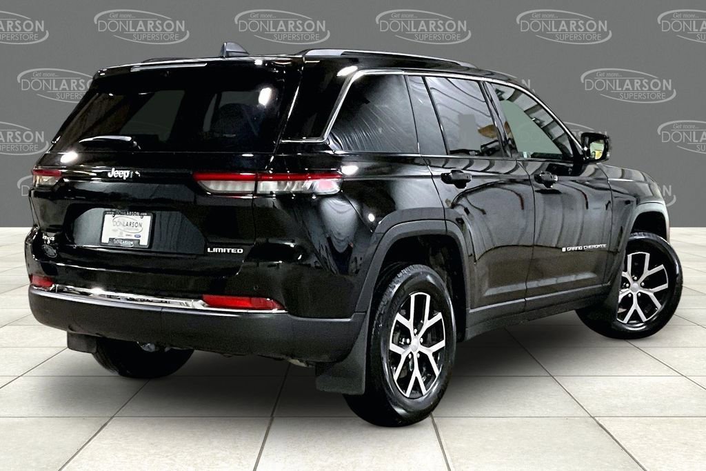 Used 2025 Jeep Grand Cherokee Limited w/ Luxury Tech Group II AWD/4WD image 7