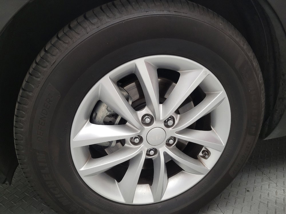 Used 2017 Kia Sorento LX w/ LX V6 Convenience Package FWD image 31