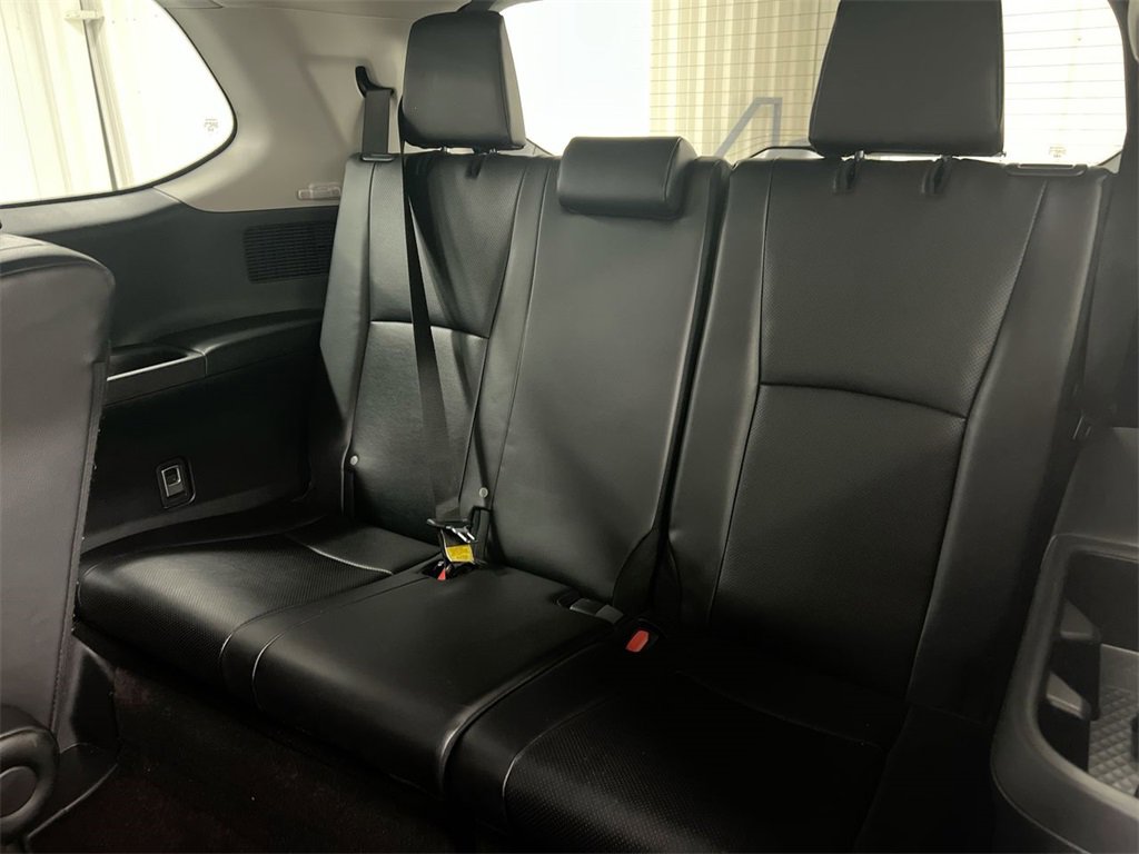 Used 2024 Toyota Grand Highlander XLE image 29