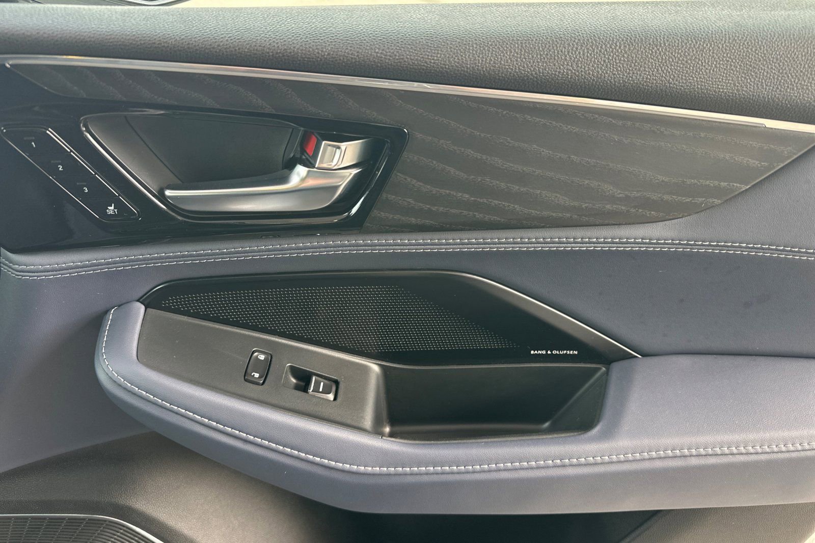 Used 2025 Acura MDX Type S image 21