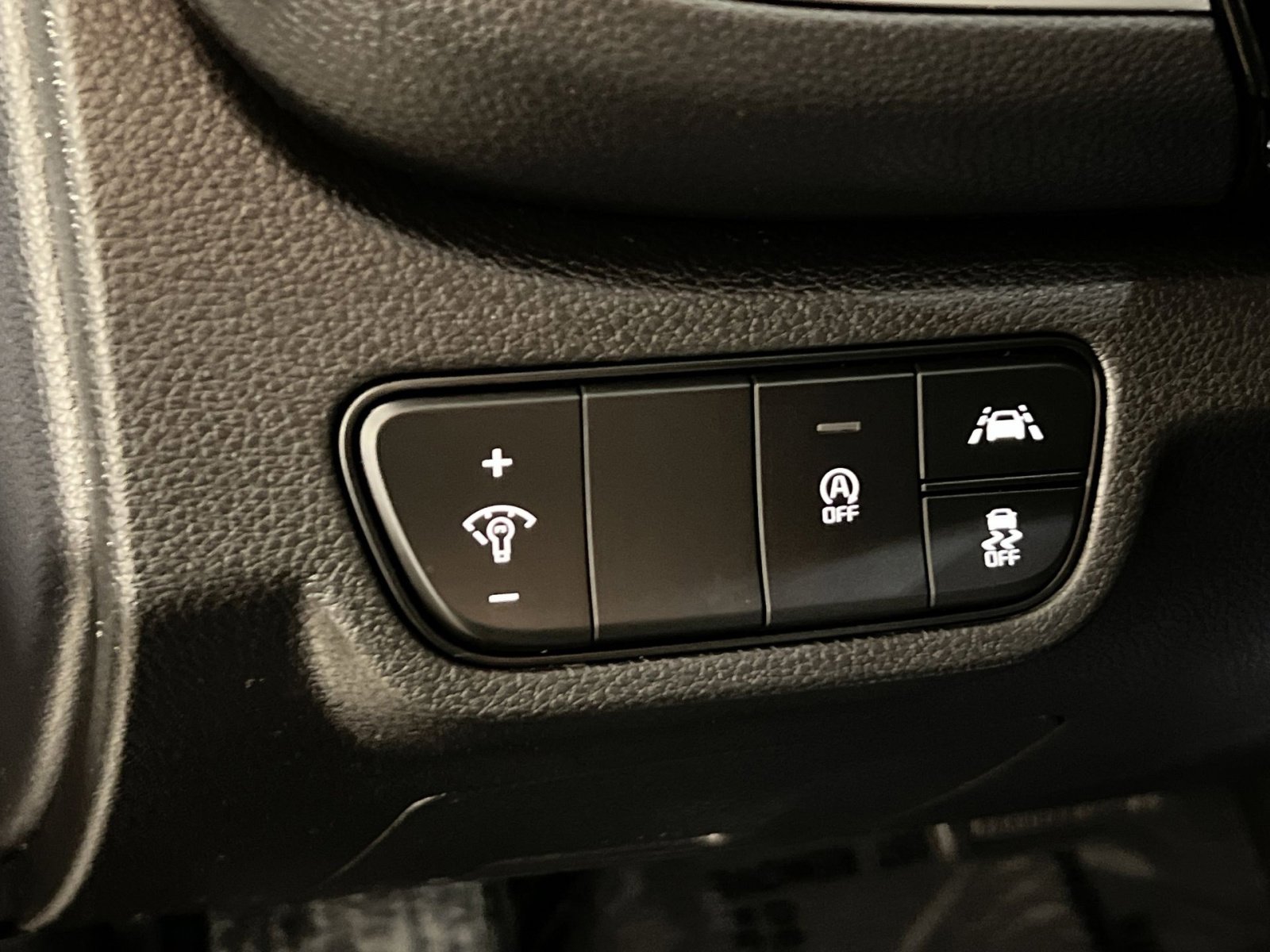 Used 2023 Kia Seltos EX image 31