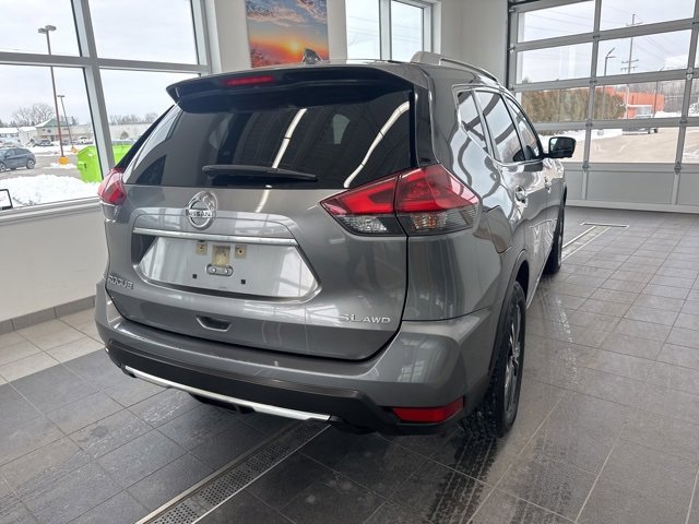 Used 2018 Nissan Rogue SL image 5