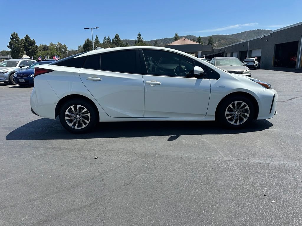 Certified 2020 Toyota Prius Limited w/ Premium Convenience Package FWD image 5