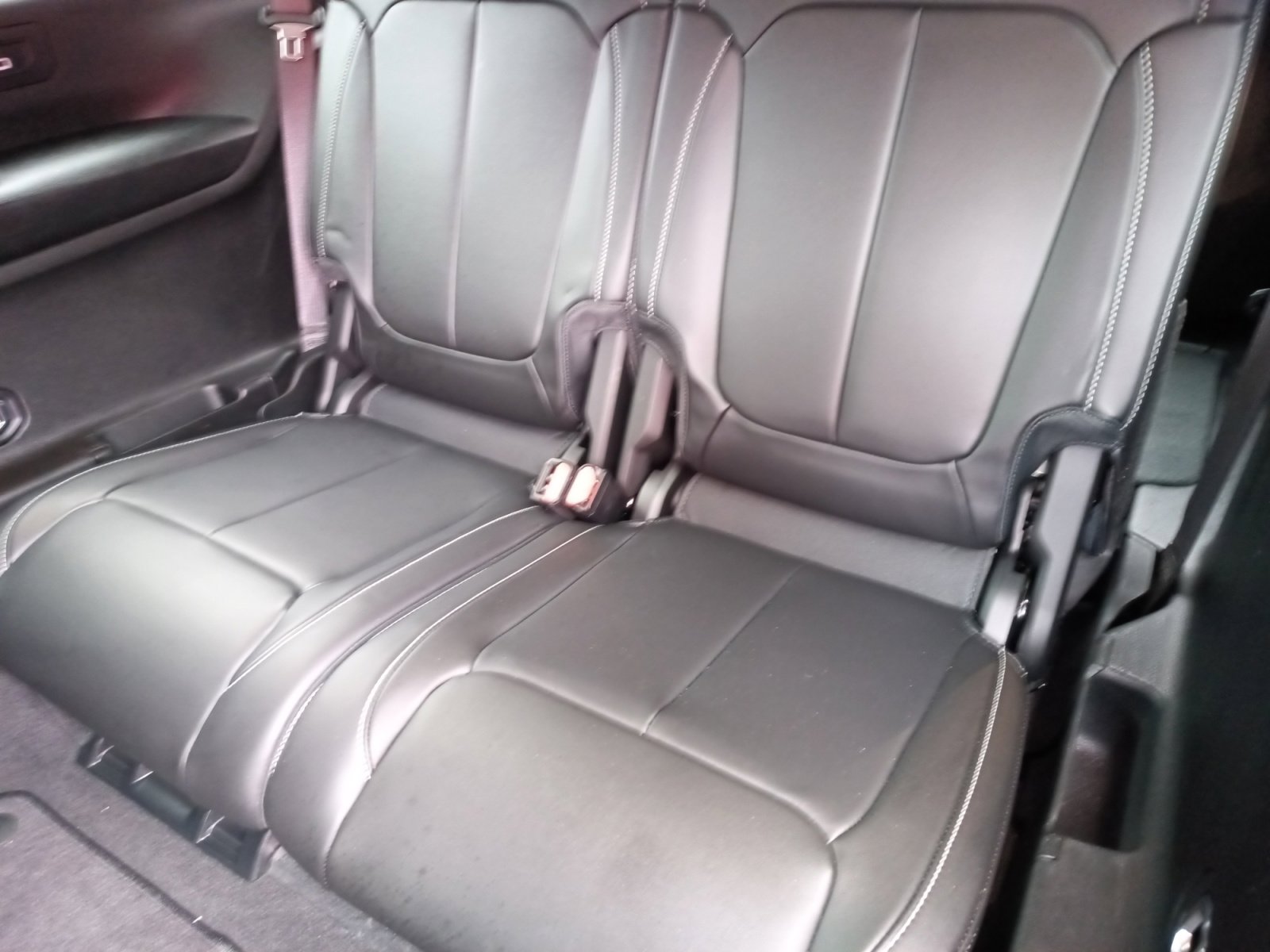 Certified 2022 Jeep Grand Cherokee L Limited w/ Black Appearance Package image 20