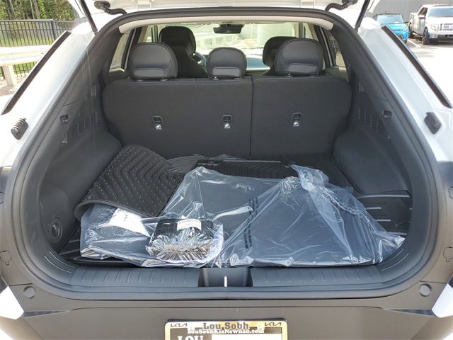 New 2025 Kia EV6 Light w/ Light LR Technology Package image 6