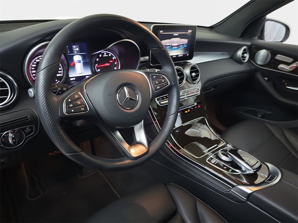 Used 2019 Mercedes-Benz GLC 300 image 19