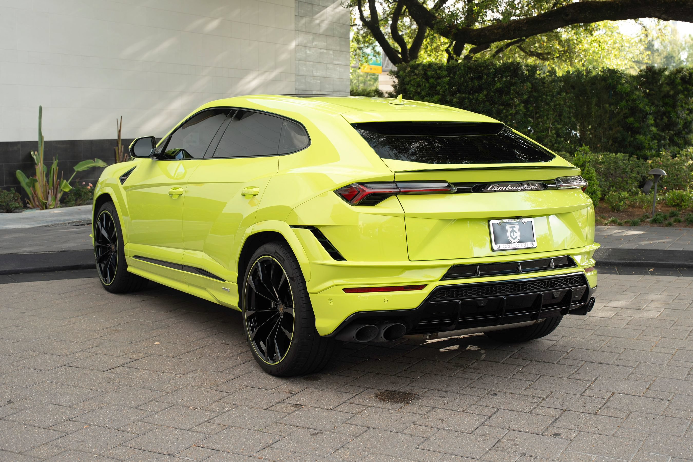 Used 2023 Lamborghini Urus S AWD/4WD image 15