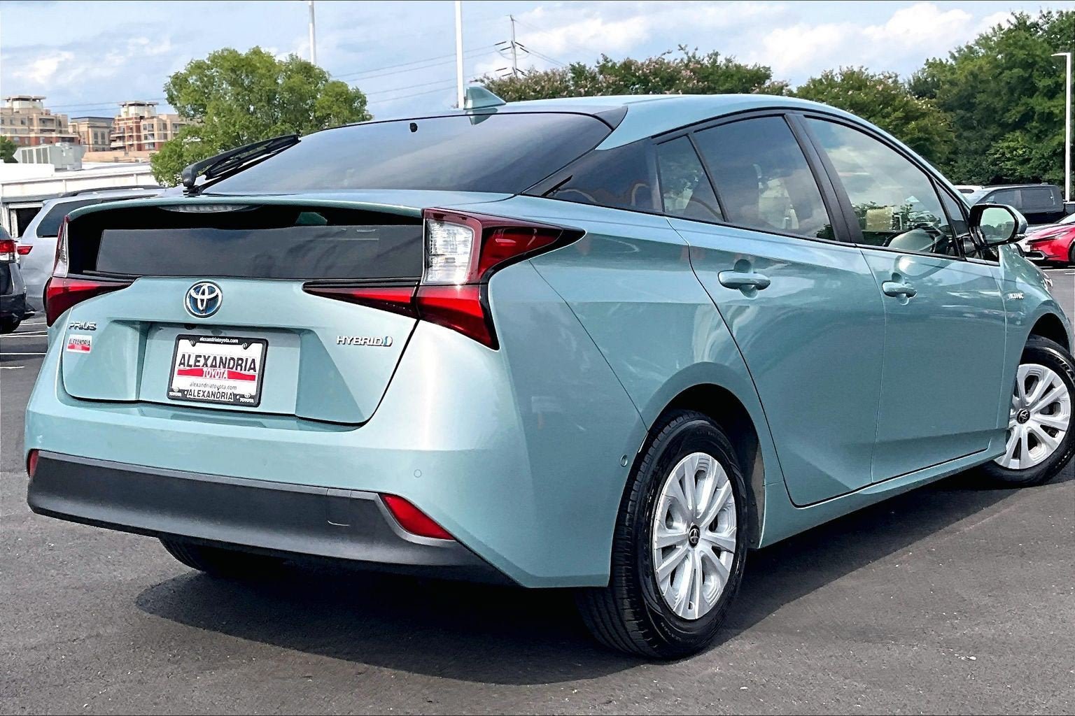Used 2019 Toyota Prius LE FWD image 11