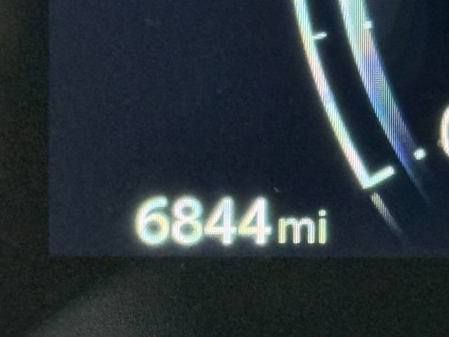 Certified 2025 Toyota Corolla Cross XLE image 7