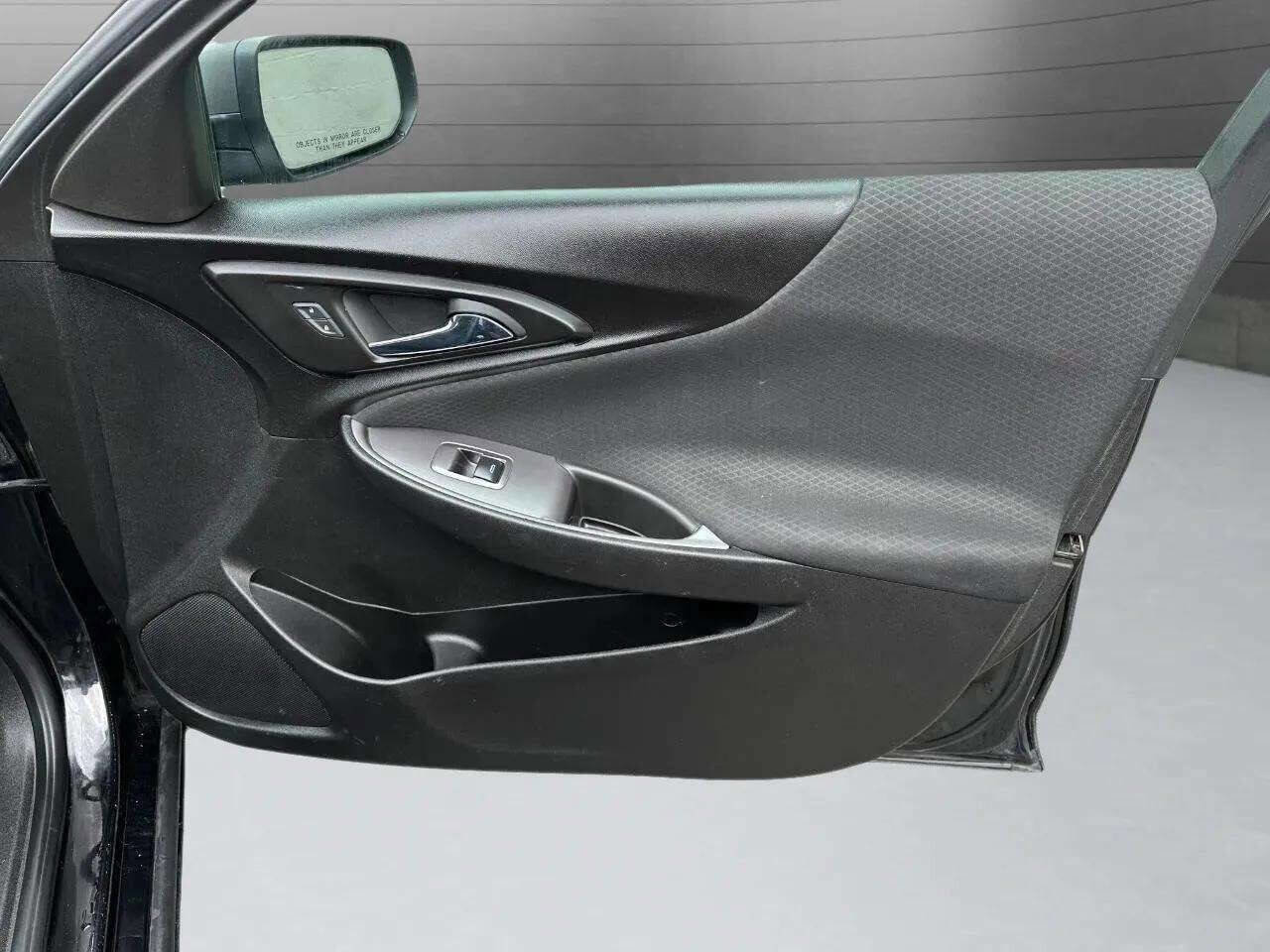 Used 2019 Chevrolet Malibu RS image 48