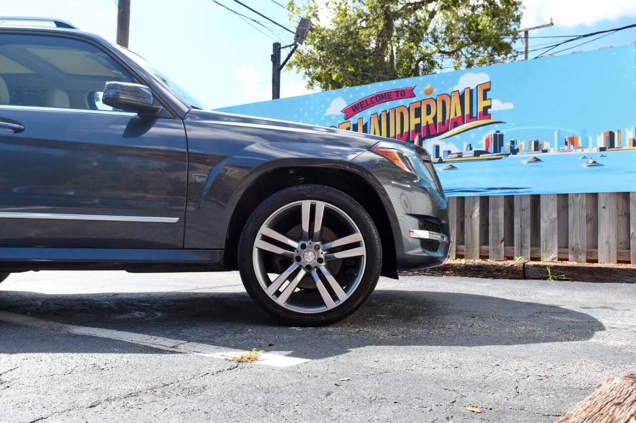 Used 2015 Mercedes-Benz GLK 350 2WD w/ Premium 1 Package image 36