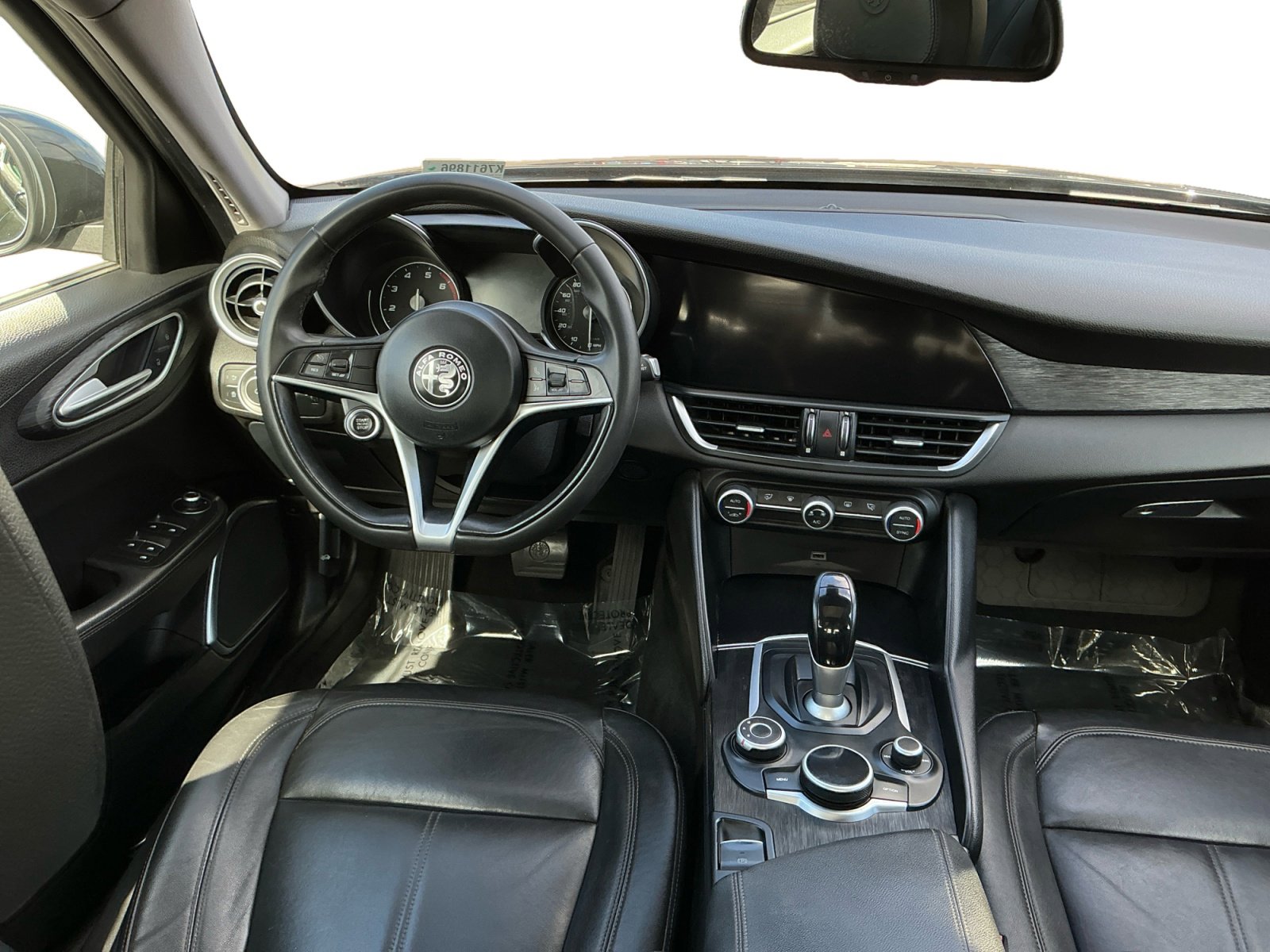 Used 2019 Alfa Romeo Giulia RWD image 9
