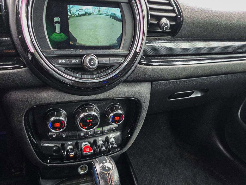 Used 2019 MINI Cooper Clubman S w/ Premium Package image 2