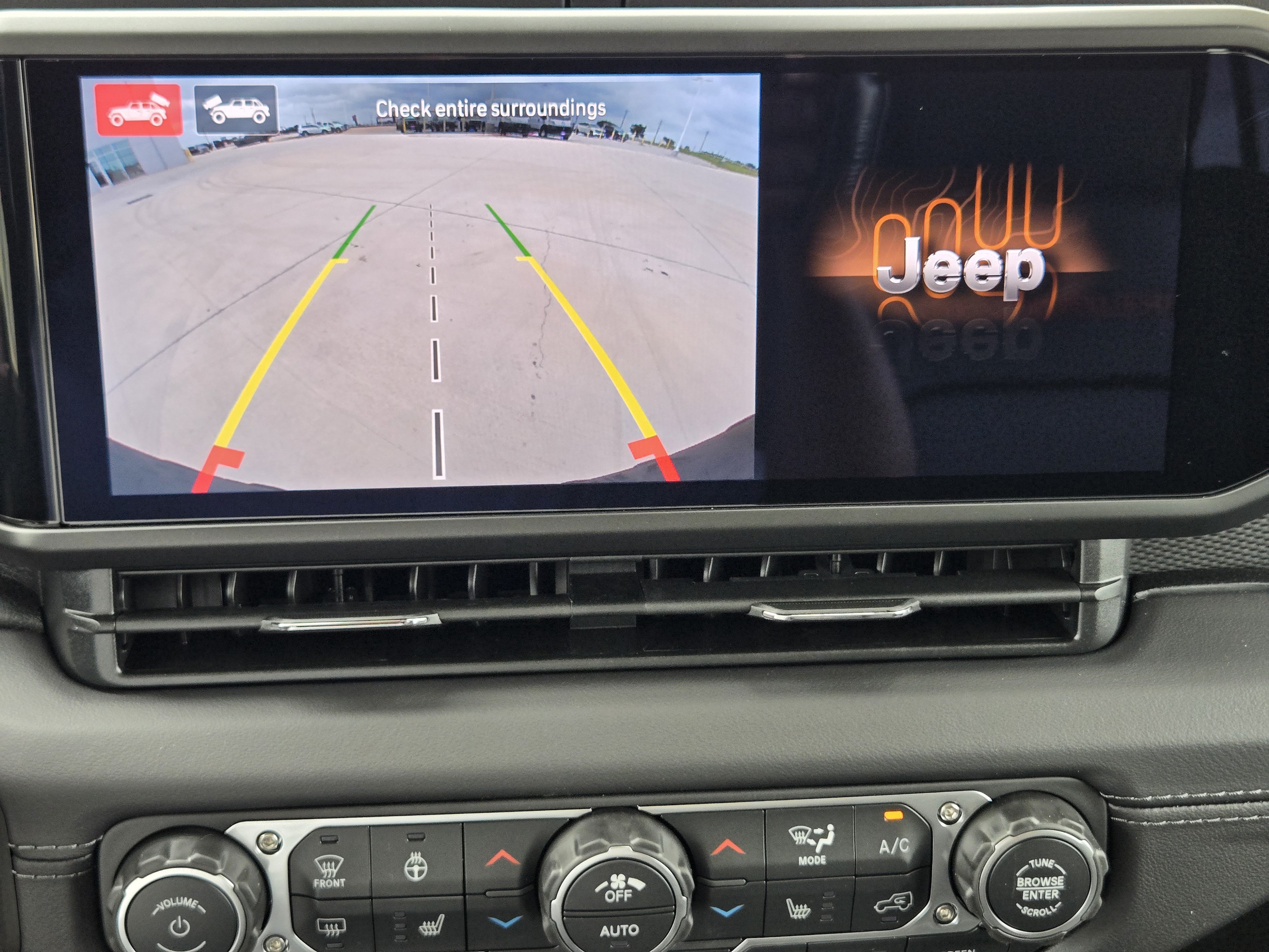 New 2026 Jeep Wrangler Unlimited Rubicon AWD/4WD image 16