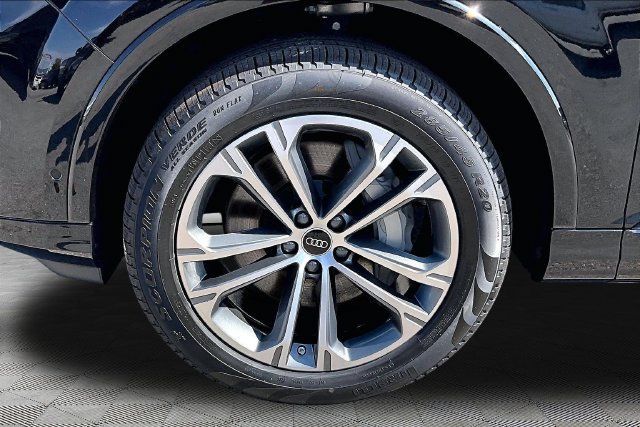 New 2026 Audi Q7 2.0T Premium AWD/4WD image 8