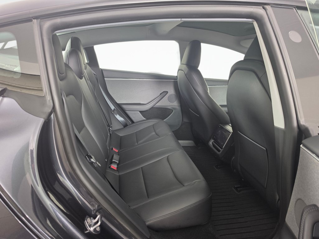 Used 2025 Tesla Model 3 Long Range RWD image 30
