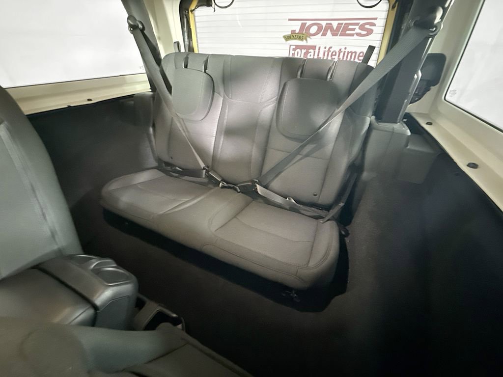 Used 2023 Jeep Wrangler Sport AWD/4WD image 27