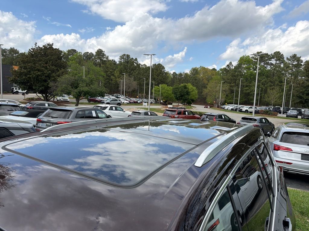 Used 2020 Cadillac XT6 Premium Luxury image 12