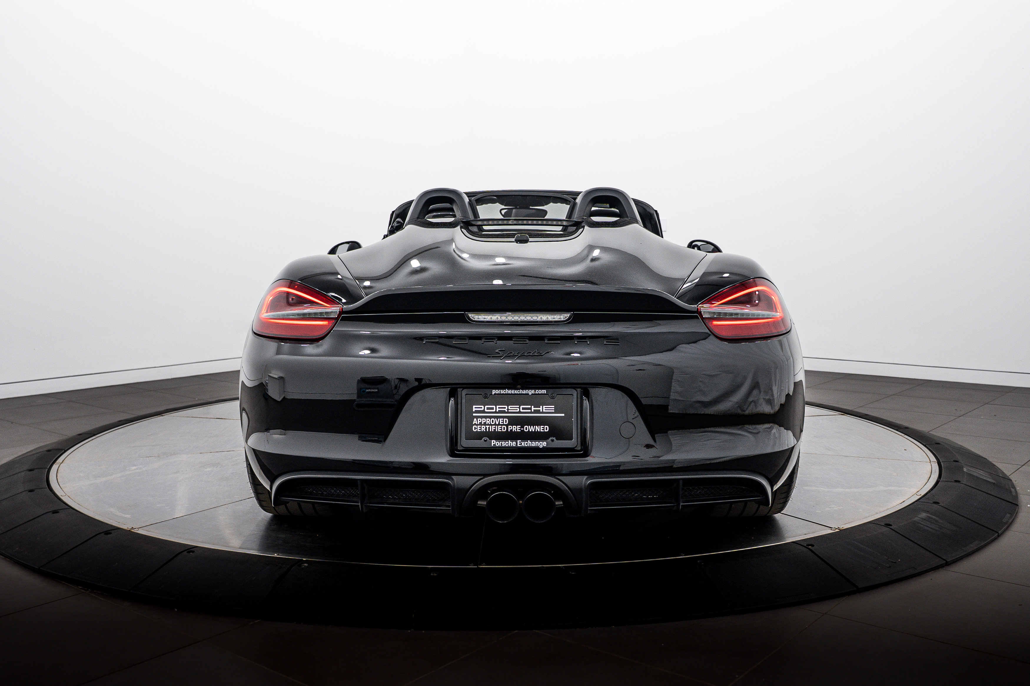 Certified 2016 Porsche Boxster Spyder RWD image 6