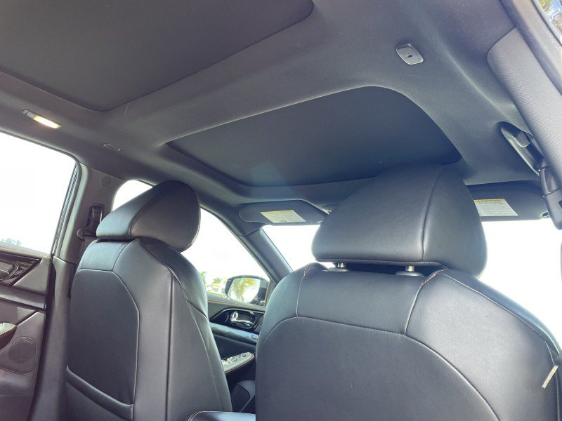 Used 2023 Nissan Maxima SR w/ Sport Mat Group FWD image 9