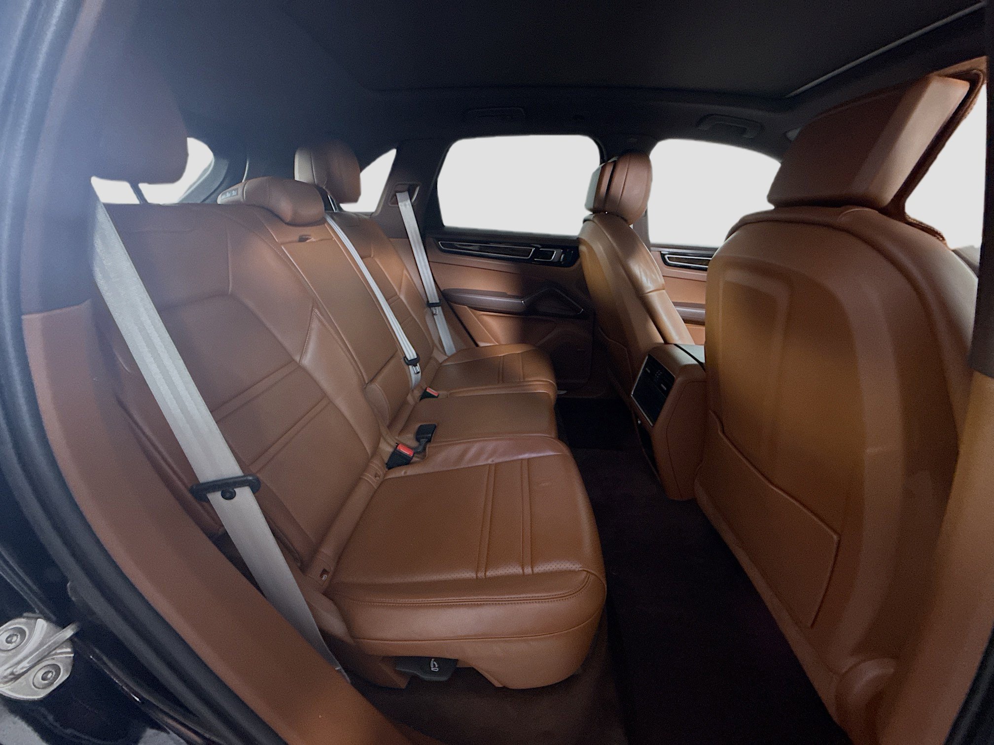 Used 2023 Porsche Cayenne image 26