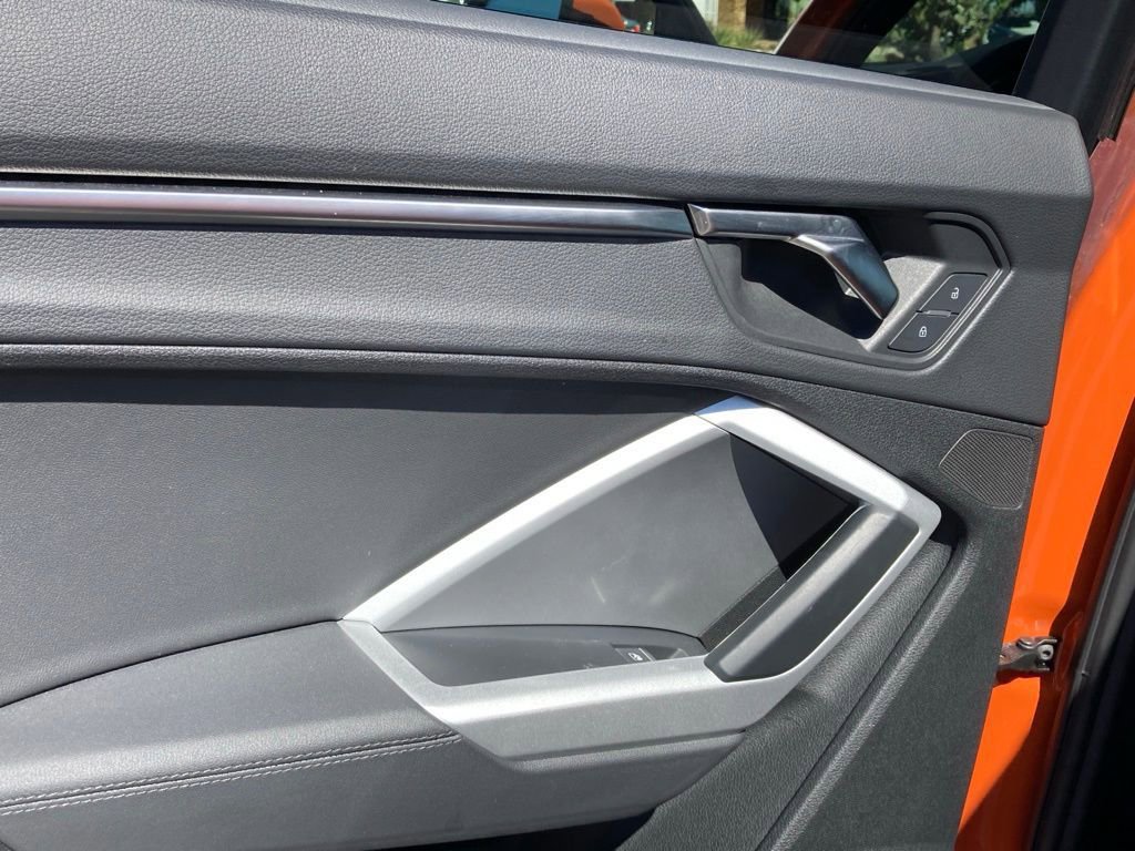 Used 2024 Audi Q3 2.0T Premium AWD/4WD image 12