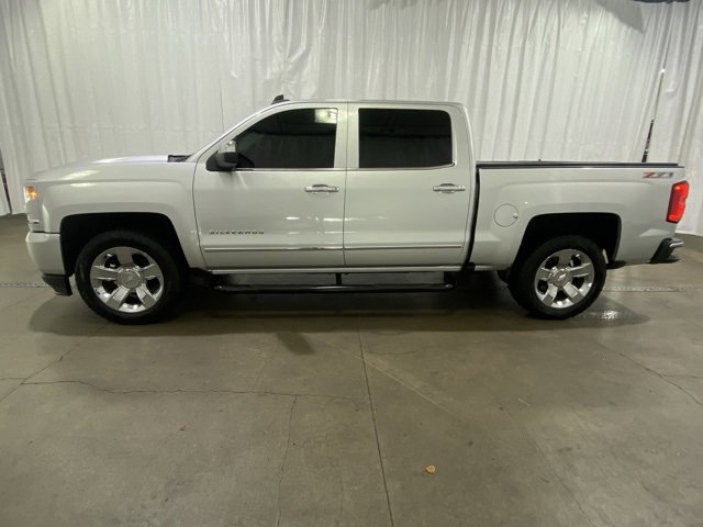 Used 2017 Chevrolet Silverado 1500 LTZ Z71 w/ LTZ Plus Package image 7