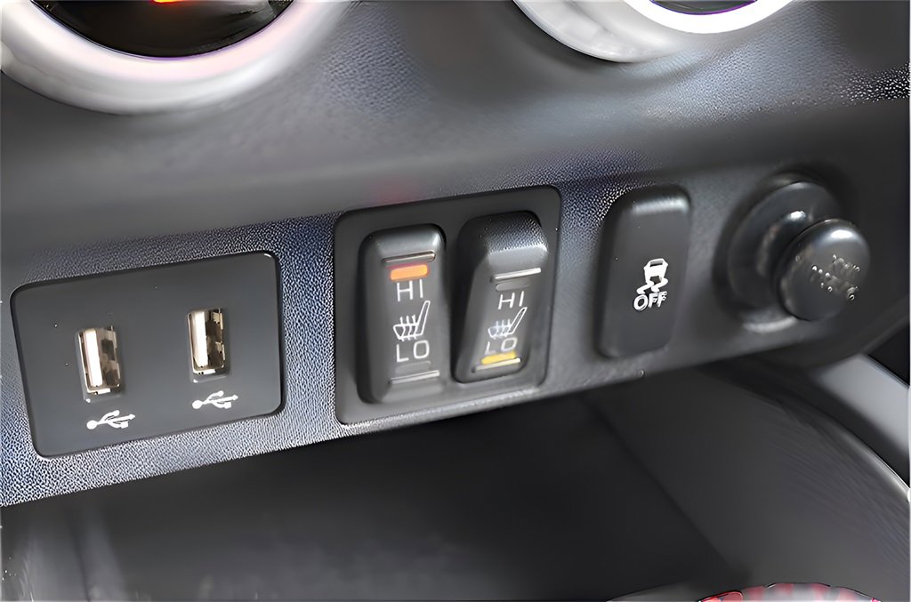 Used 2023 Mitsubishi Outlander Sport LE image 9