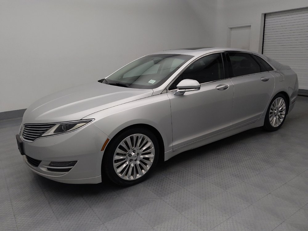 Used 2014 Lincoln MKZ AWD w/ Equipment Group 101A Select image 2