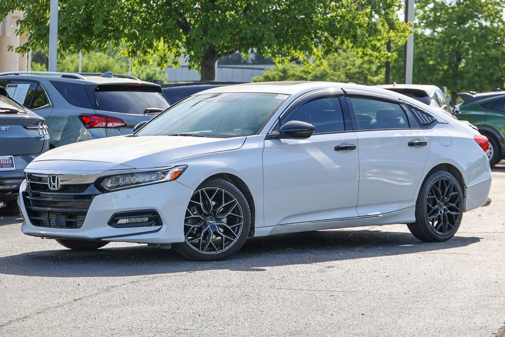 Used 2019 Honda Accord Touring image 18