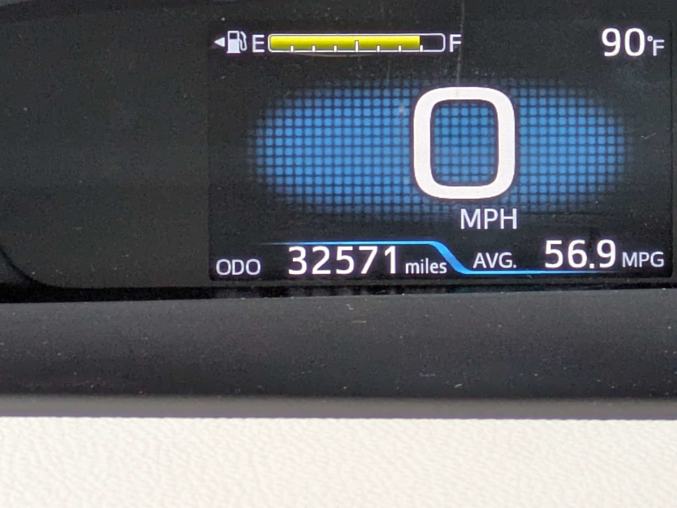 Used 2022 Toyota Prius Limited FWD image 26
