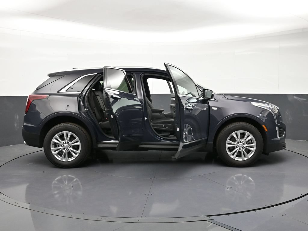 Used 2025 Cadillac XT5 Luxury AWD/4WD image 33