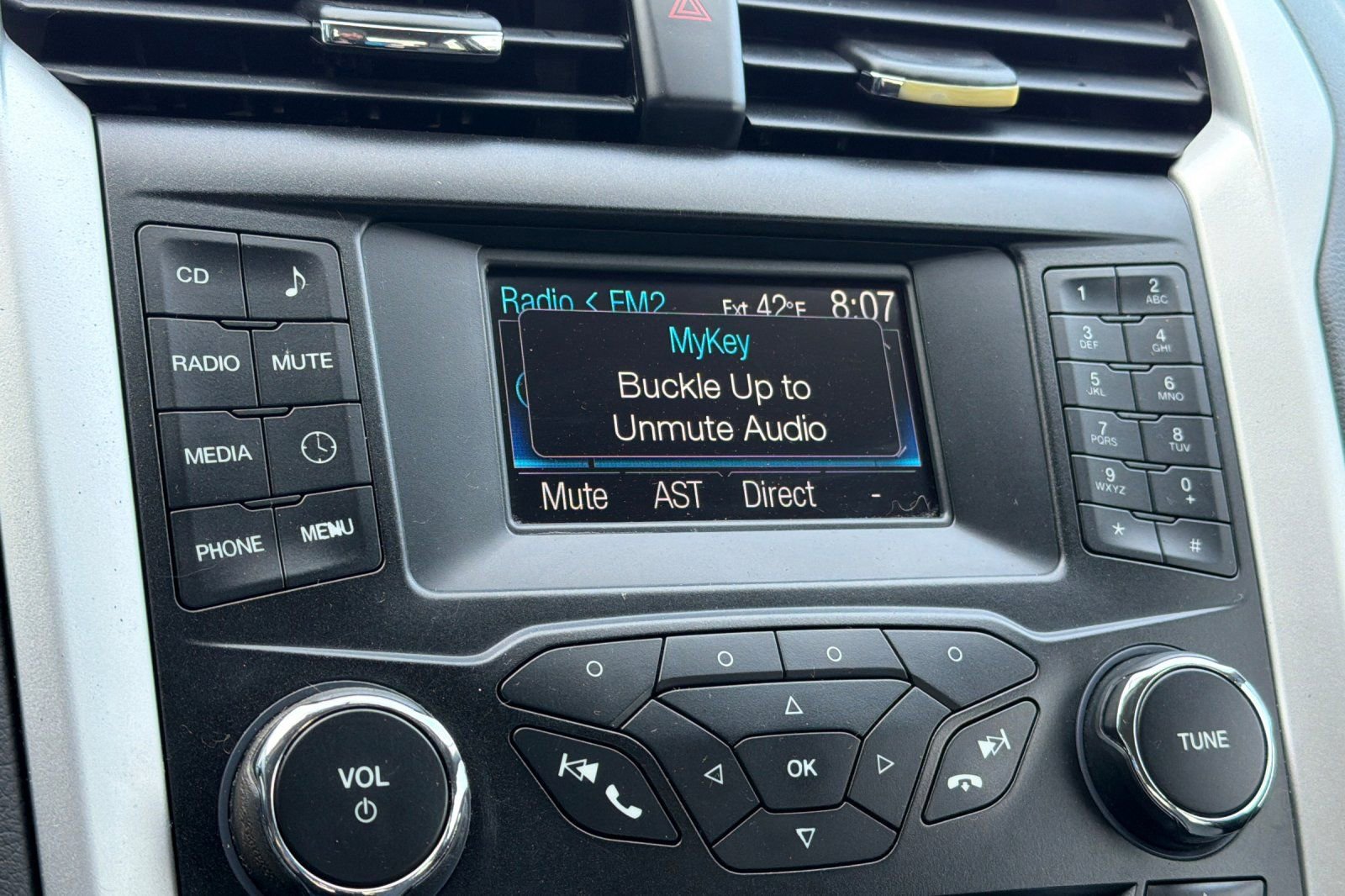 Used 2014 Ford Fusion S image 16