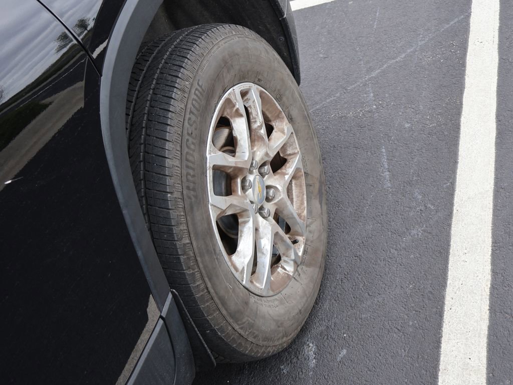 Used 2020 Chevrolet Traverse LT image 22