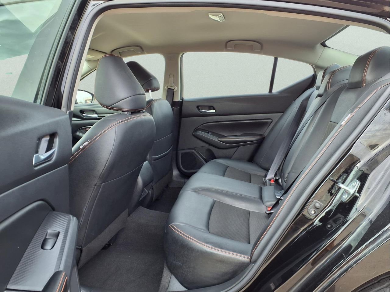 Used 2022 Nissan Altima 2.5 SR image 10