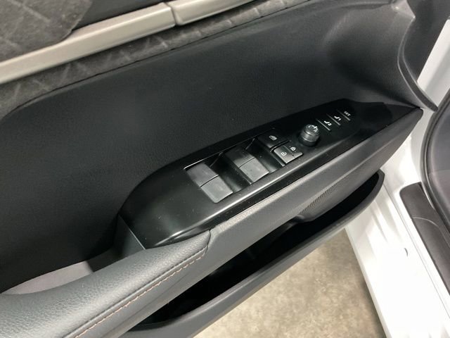 New 2026 Toyota Camry Hybrid image 17