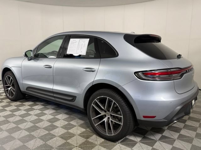 Used 2025 Porsche Macan AWD/4WD video 2