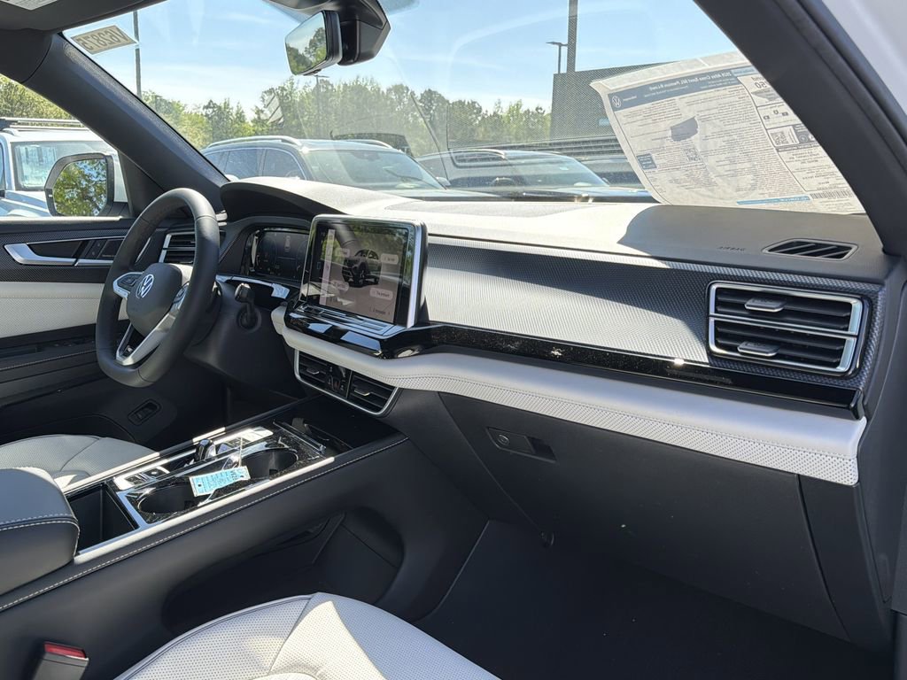 New 2026 Volkswagen Atlas Cross Sport SEL Premium R-Line image 19