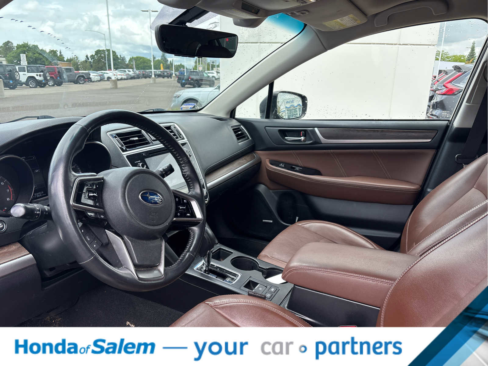 Used 2018 Subaru Outback 3.6R Touring w/ Protection Package #1 AWD/4WD image 2