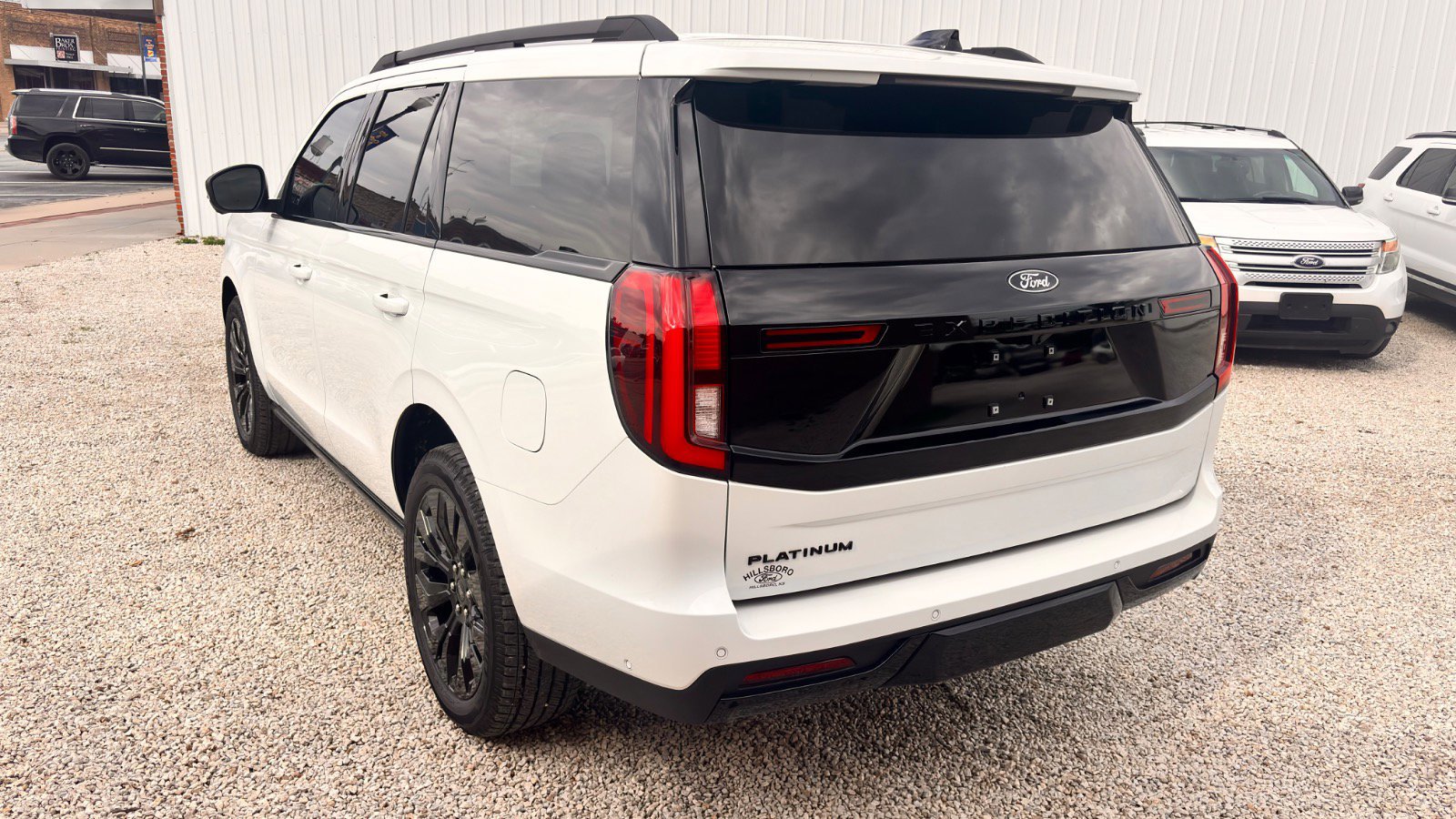 Certified 2025 Ford Expedition Platinum w/ Stealth Appearance Package image 13