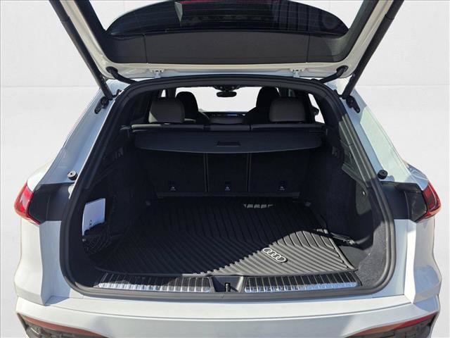 New 2025 Audi Q5 Premium Plus w/ Premium Plus AWD/4WD image 23