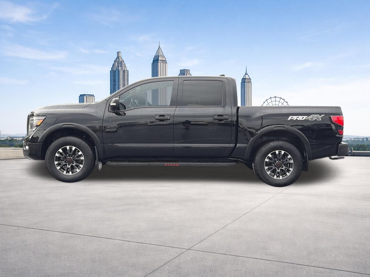 Used 2024 Nissan Titan PRO-4X w/ Pro-4x Convenience Package AWD/4WD image 27